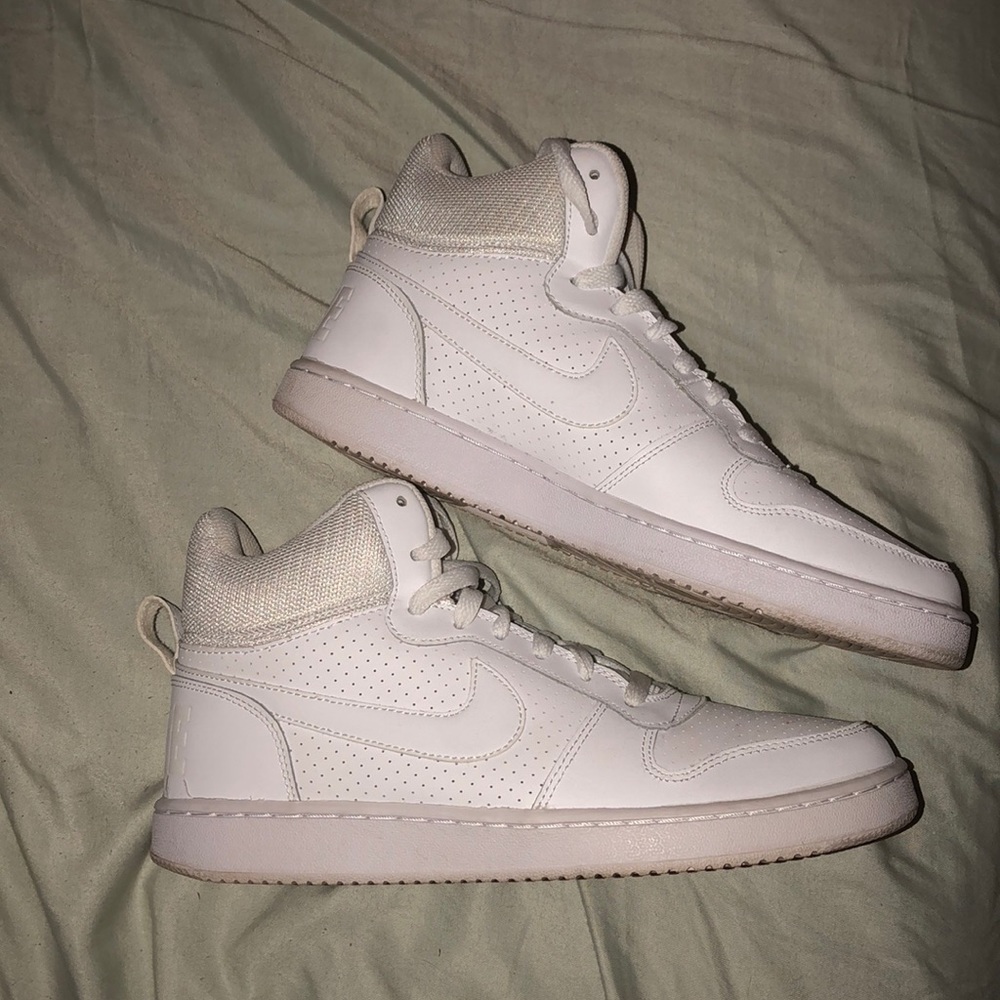 Women’s high top Nike’s